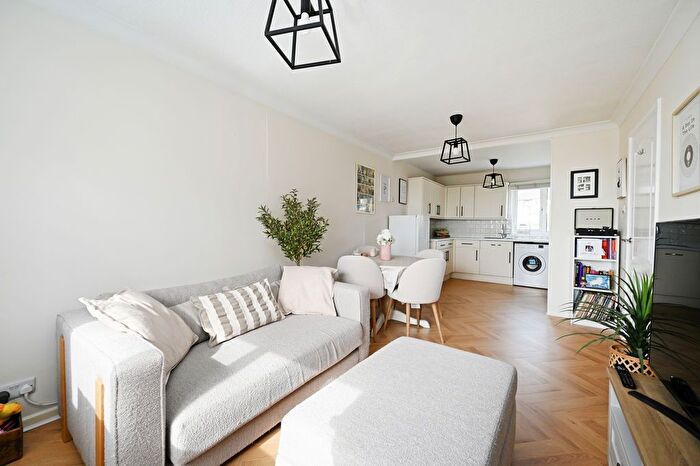 1 Bedroom Flat For Sale In Redholme, Sandygate Road, Sheffield, S10