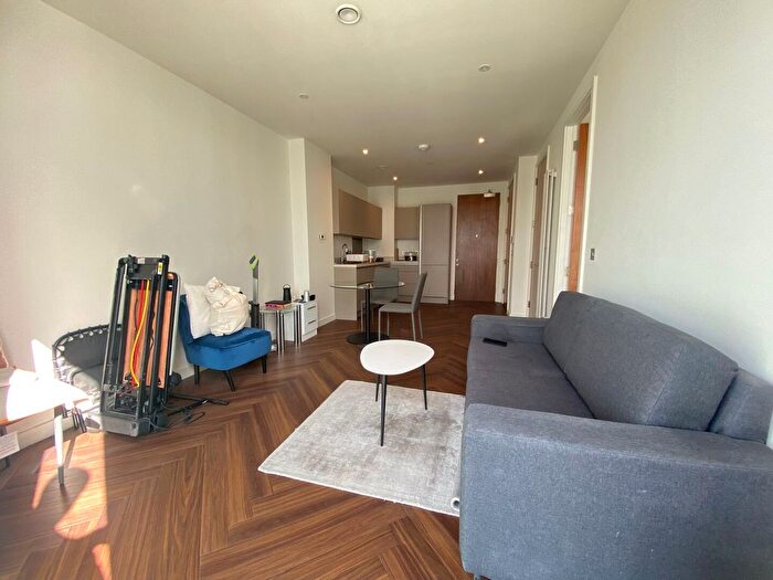 1 Bedroom Flat To Rent In Lightbox Blue, Media City Uk, Salford Quays, M50