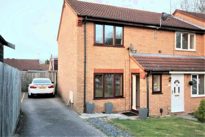 2 Bedroom End Of Terrace House To Rent In Lumley Close, Swindon, SN5