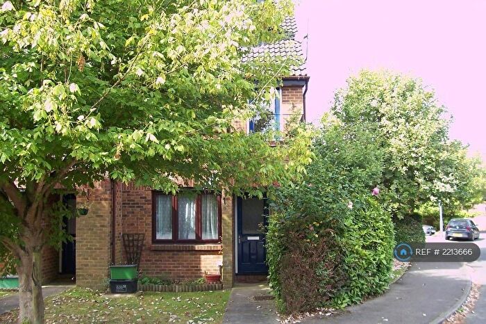 1 Bedroom Maisonette To Rent In Maypole Road, Taplow, Maidenhead, SL6