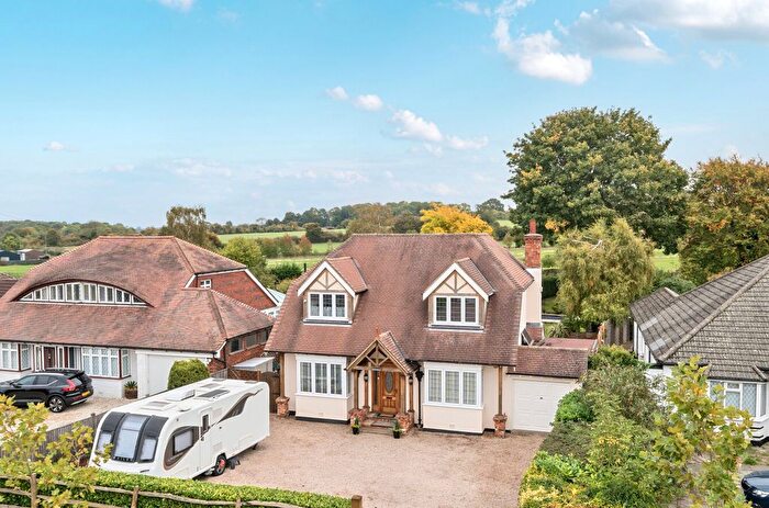 5 Bedroom Detached House For Sale In Chelsfield Lane, Orpington, Kent, BR6