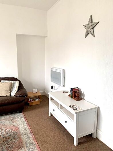 1 Bedroom Flat To Rent In Glanmor Road, Swansea, SA2