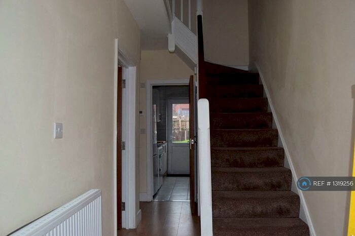 3 Bedroom Terraced House To Rent In Sunleigh Road, Wembley, HA0