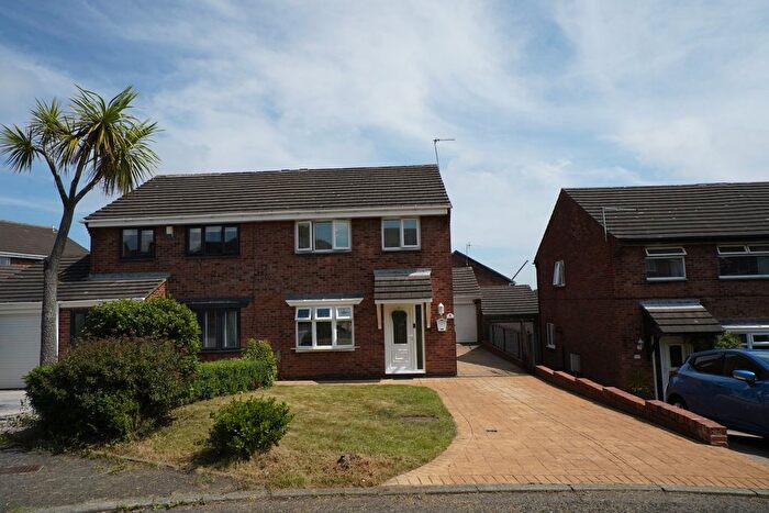 3 Bedroom Semi-detached House For Sale In Eppleton Hall Close, Seaham, County Durham, SR7