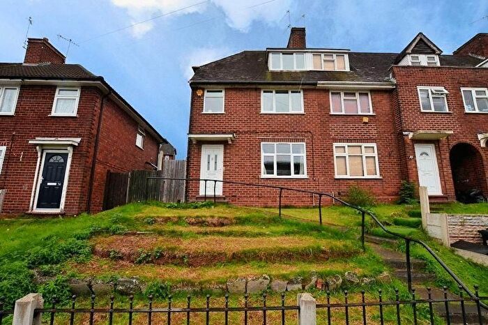 3 Bedroom End Of Terrace House To Rent In Bodenham Road, Oldbury, B68