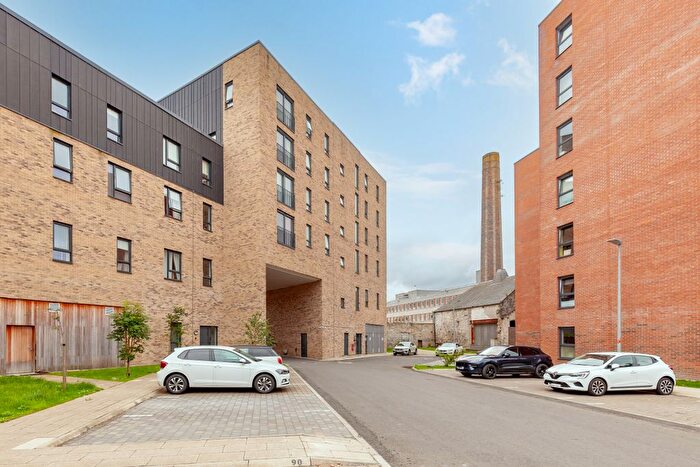 2 Bedroom Flat For Sale In Winterthur Lane, Dunfermline, KY12