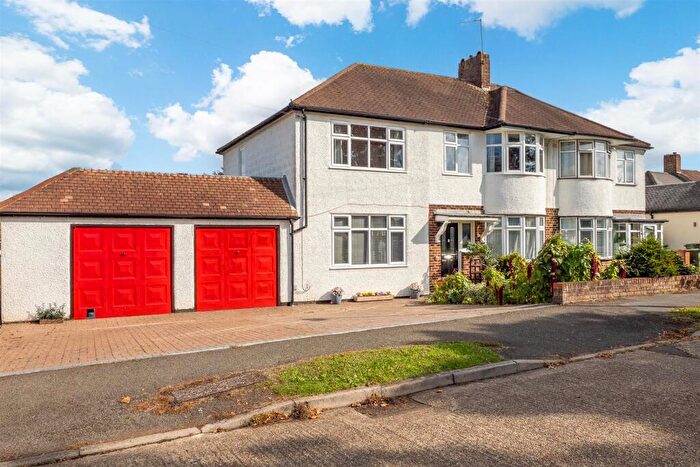 4 Bedroom Semi-Detached House For Sale In Benfleet Close, Sutton, SM1