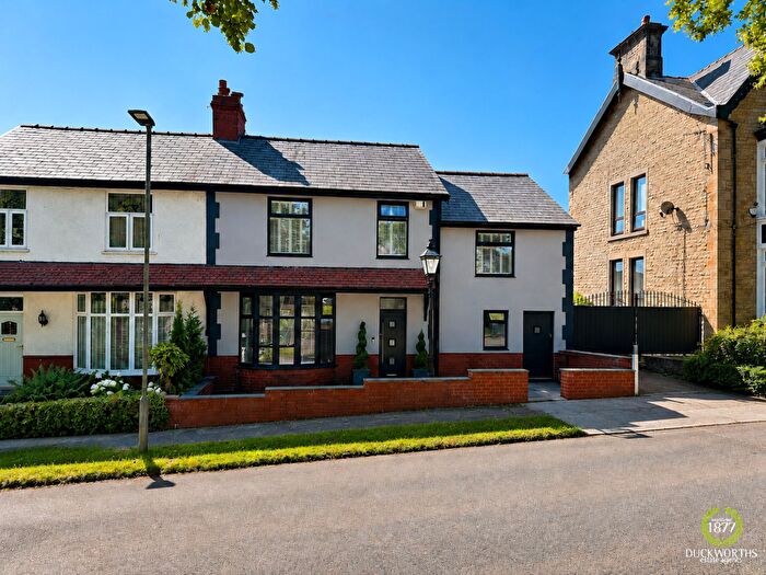 4 Bedroom Semi Detached House For Sale In Oldfield Avenue, Darwen, BB3