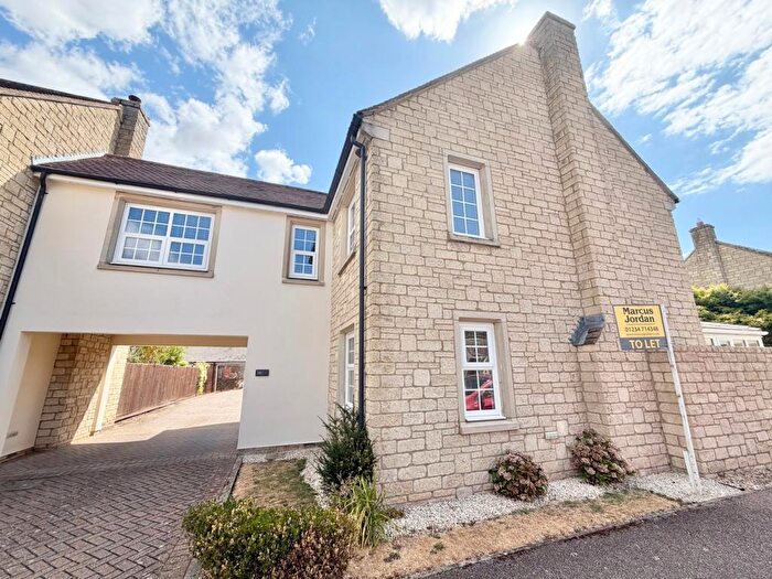 5 Bedroom Detached House To Rent In Coneygere, Olney, MK46