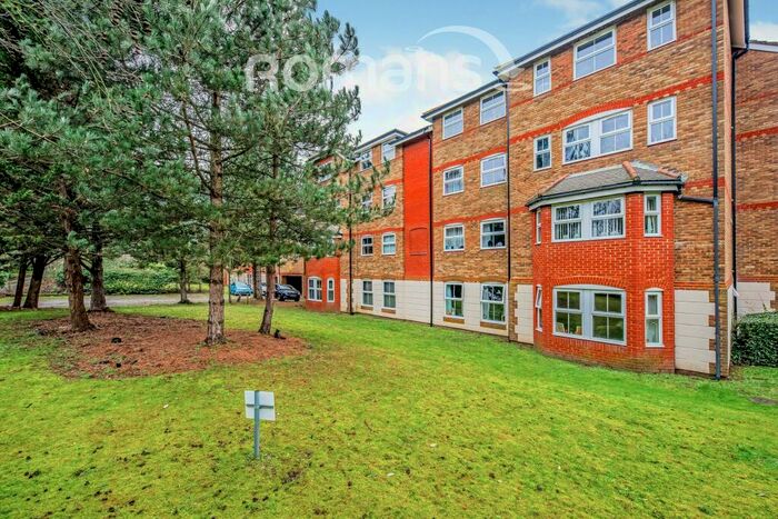 2 Bedroom Apartment To Rent In Wingate Court, Aldershot, GU11