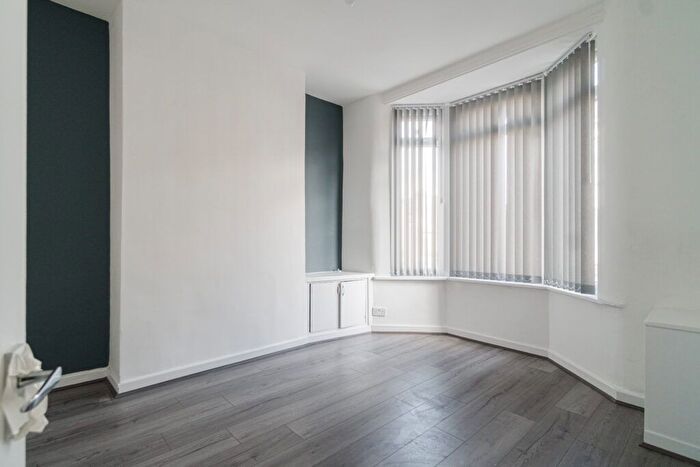 4 Bedroom Terraced House To Rent In Makin Street, Liverpool, L4