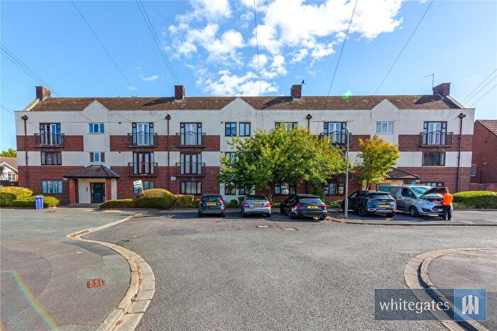 2 Bedroom Flat For Sale In Woodvale Road, Woolton, Liverpool, Merseyside, L25