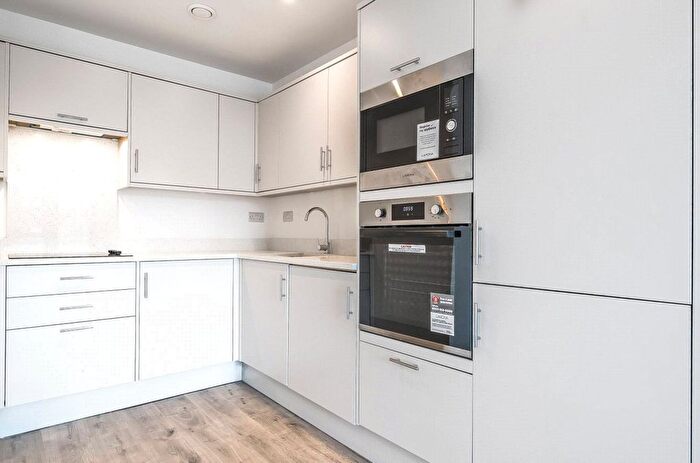 1 Bedroom Flat To Rent In Obelisk Way, Camberley, Surrey, GU15