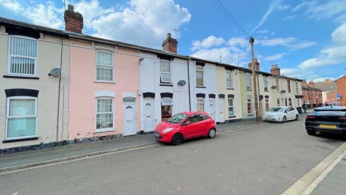 2 Bedroom Terraced House For Sale In Stanley Place, Lincoln, LN5