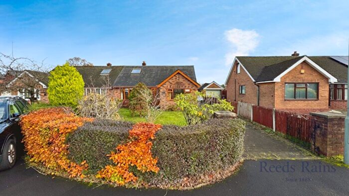 2 Bedroom Semi-Detached House For Sale In Stephendale Avenue, Bamber Bridge, Preston, Lancashire, PR5