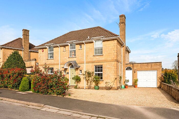 4 Bedroom Detached House For Sale In Bower Gardens, Salisbury, SP1