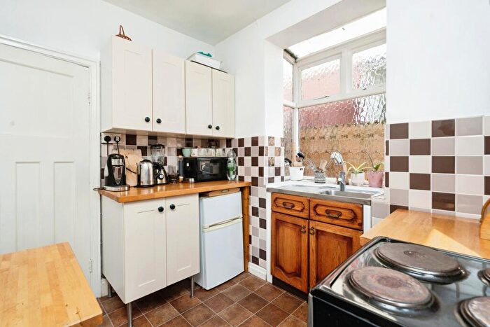 3 Bedroom Semi-Detached House For Sale In Willowbank Avenue, Bolton, Lancashire, BL2