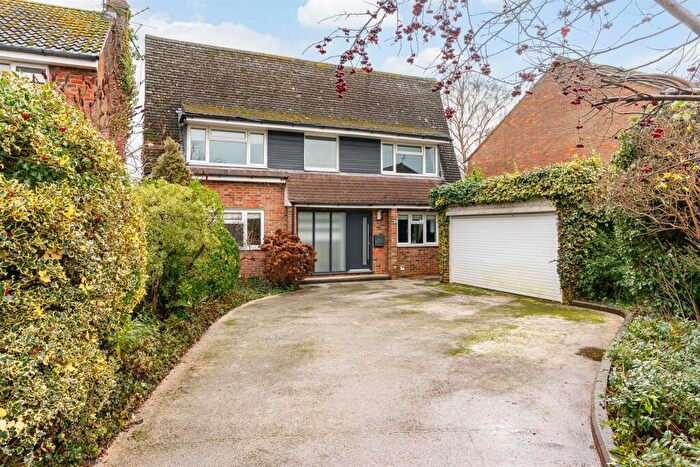 4 Bedroom Detached House For Sale In Godfries Close, Tewin, Welwyn, AL6