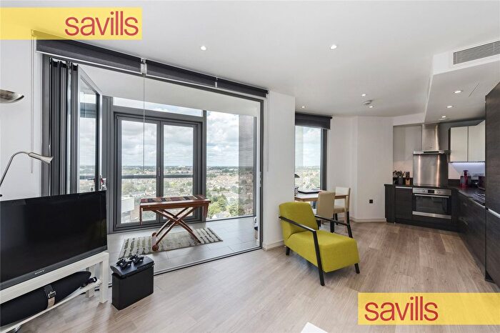1 Bedroom Flat To Rent In Kew Eye Apartments, Ealing Road, Brentford, Middlesex, TW8