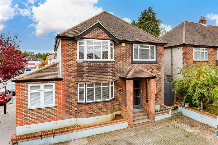 3 Bedroom Detached House For Sale In Wickham Road, Shirley, Croydon, Surrey, CR0