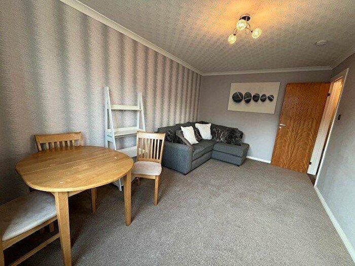2 Bedroom Flat To Rent In Craigton Court, Aberdeen, AB15