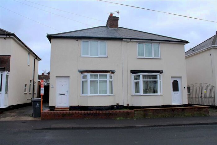 3 Bedroom Semi-Detached House To Rent In Lister Street, Willenhall WV13
