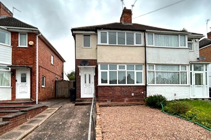 2 Bedroom Semi-Detached House To Rent In Blythsford Road, Hall Green, B28