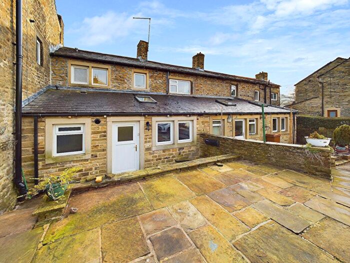 1 Bedroom Cottage To Rent In Colne Road, Glusburn, BD20