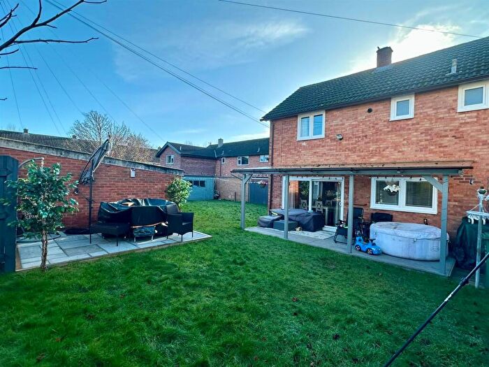 3 Bedroom House For Sale In Barklie Mead, Hereford, HR4