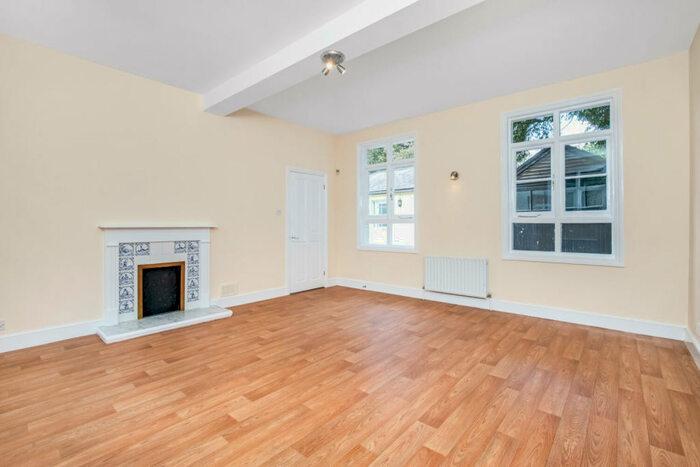 3 Bedroom House To Rent In Gallery Road, Dulwich, London, SE21