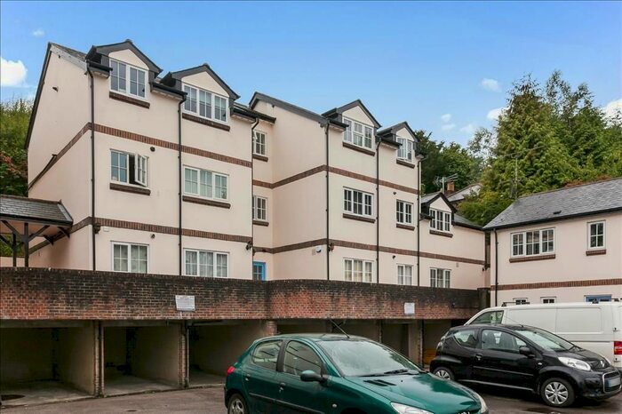 1 Bedroom Flat To Rent In Coach House Mews, Mill Street, Redhill RH1