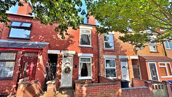 2 Bedroom Terraced House For Sale In Oxford Street, Rugby, CV21