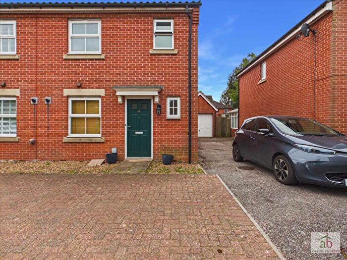 3 Bedroom End Of Terrace House To Rent In Spalding Lane, Ipswich, IP5