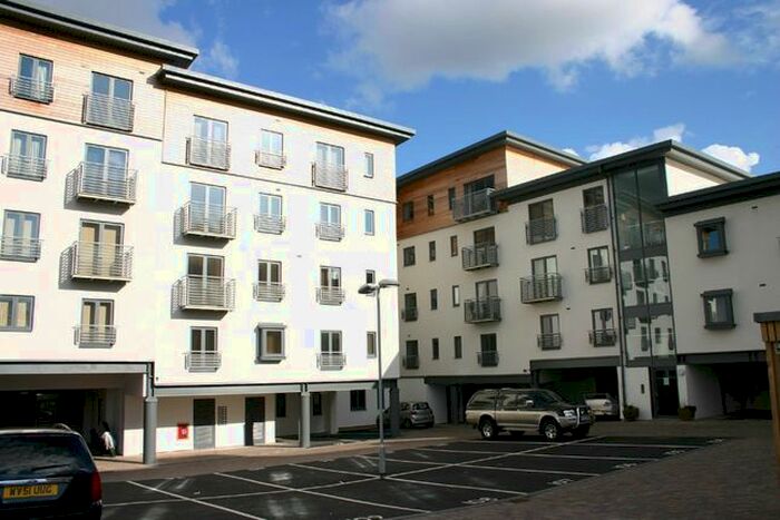 2 Bedroom Flat To Rent In Wolverhampton Street, Walsall, WS2