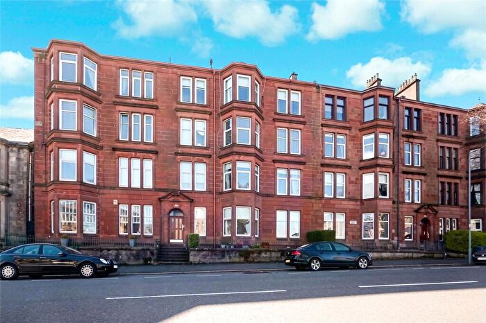 3 Bedroom Flat For Sale In Finnart Street, Greenock, Inverclyde, PA16