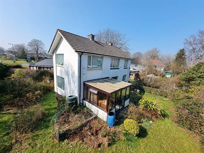 3 Bedroom Property For Sale In Western Road, Launceston, PL15