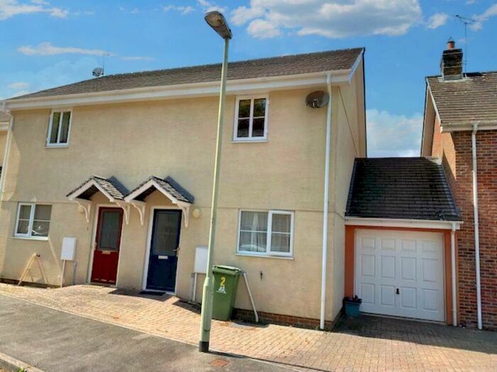 2 Bedroom Semi-Detached House To Rent In Halwill Junction, Beaworthy, EX21