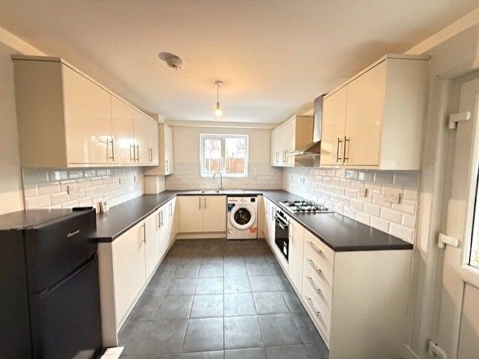 3 Bedroom Terraced House To Rent In Percy Road, Watford, WD18