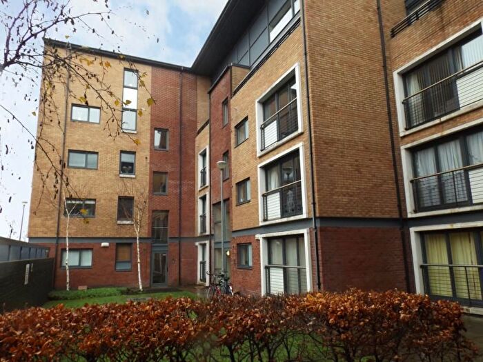 2 Bedroom Flat To Rent In Minerva Way, Glasgow, G3