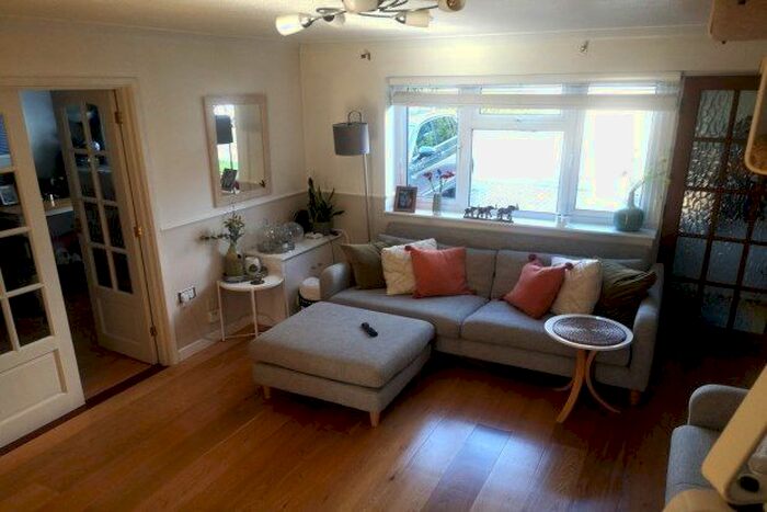 3 Bedroom Property To Rent In Conifer Drive, Chatham, ME5