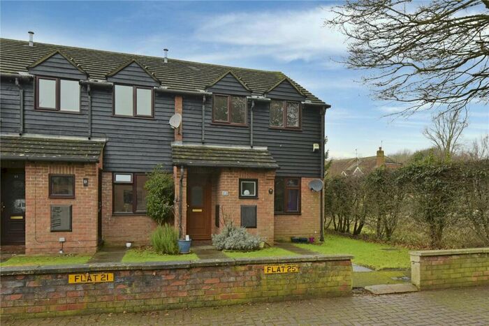 1 Bedroom Maisonette To Rent In Frank Lunnon Close, Bourne End, Buckinghamshire, SL8