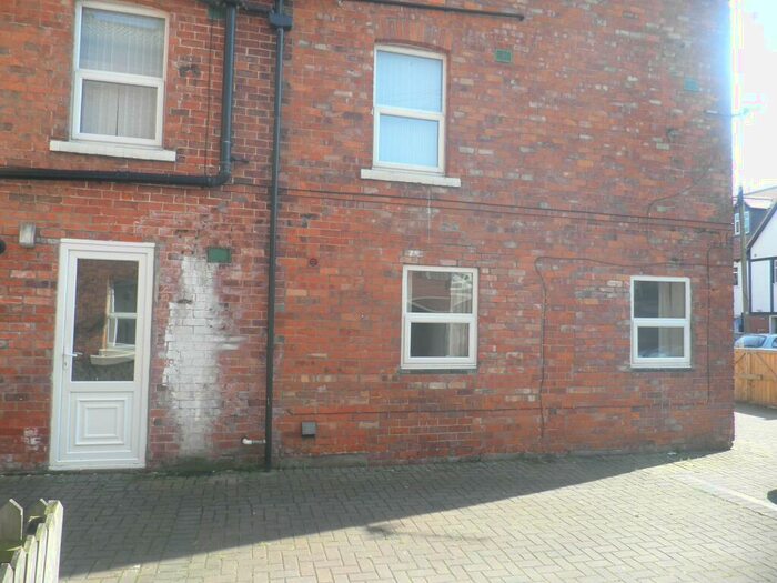 1 Bedroom Flat To Rent In South Parade, Skegness, PE25