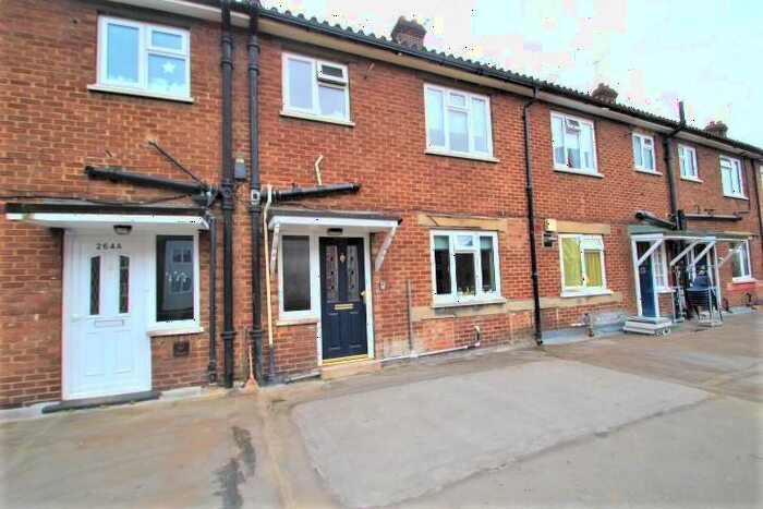 Studio To Rent In High Street, Orpington, Kent, BR6