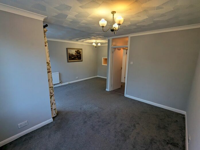 3 Bedroom Terraced House To Rent In Church Hill, Caterham, CR3