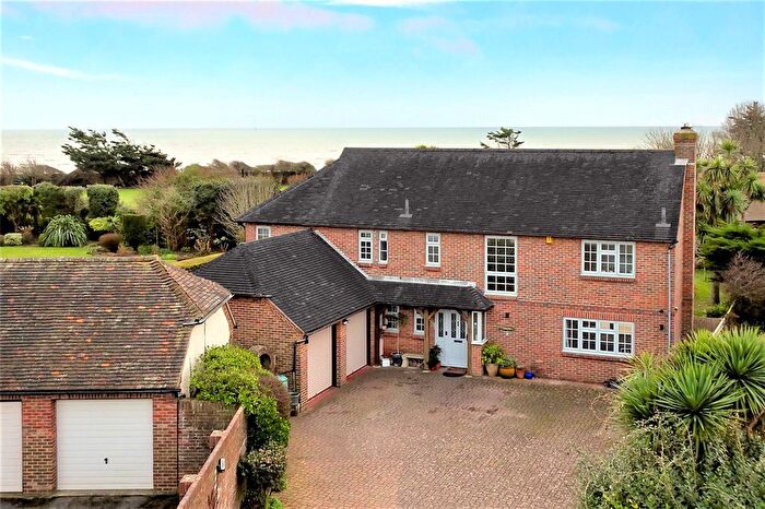 4 Bedroom Detached House For Sale In Fosters Close, East Preston, Littlehampton, West Sussex, BN16
