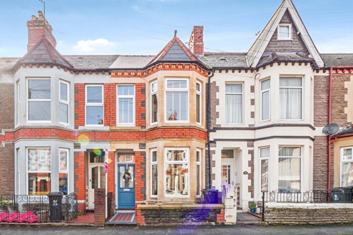 3 Bedroom Terraced House For Sale In Inverness Place, Roath, Cardiff, CF24