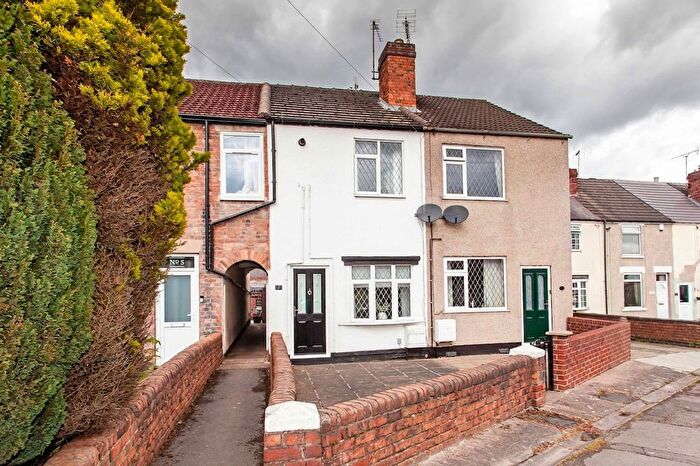2 Bedroom Terraced House For Sale In Rotherham Road, Clowne, S43