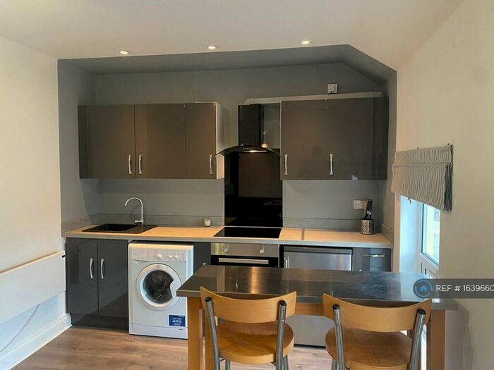 Studio To Rent In Oxford Road, Reading, RG1