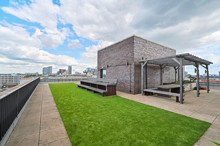 1 Bedroom Flat For Sale In Monkwood Way, Hackney Wick, , Hackney Wick, London, E3 - Photo 5