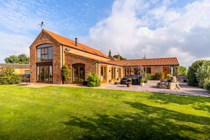 4 Bedroom Barn Conversion For Sale In Grovefield Lane, Freiston, Boston, PE22
